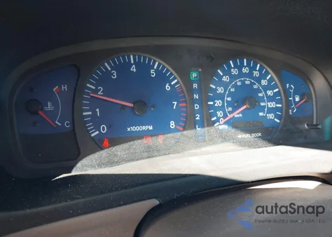 2001 Toyota Sienna Le from USA, damaged, VIN 4T3ZF13C71U352362